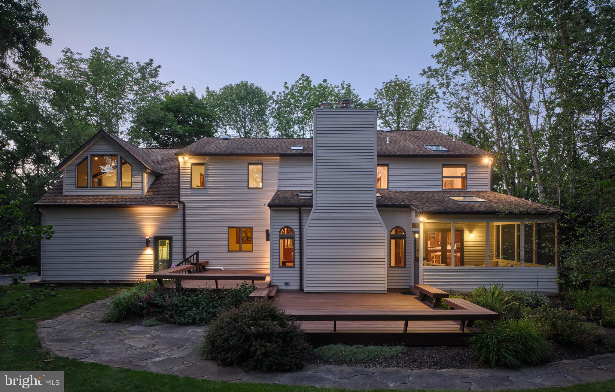 4029 DEVONSHIRE DRIVE