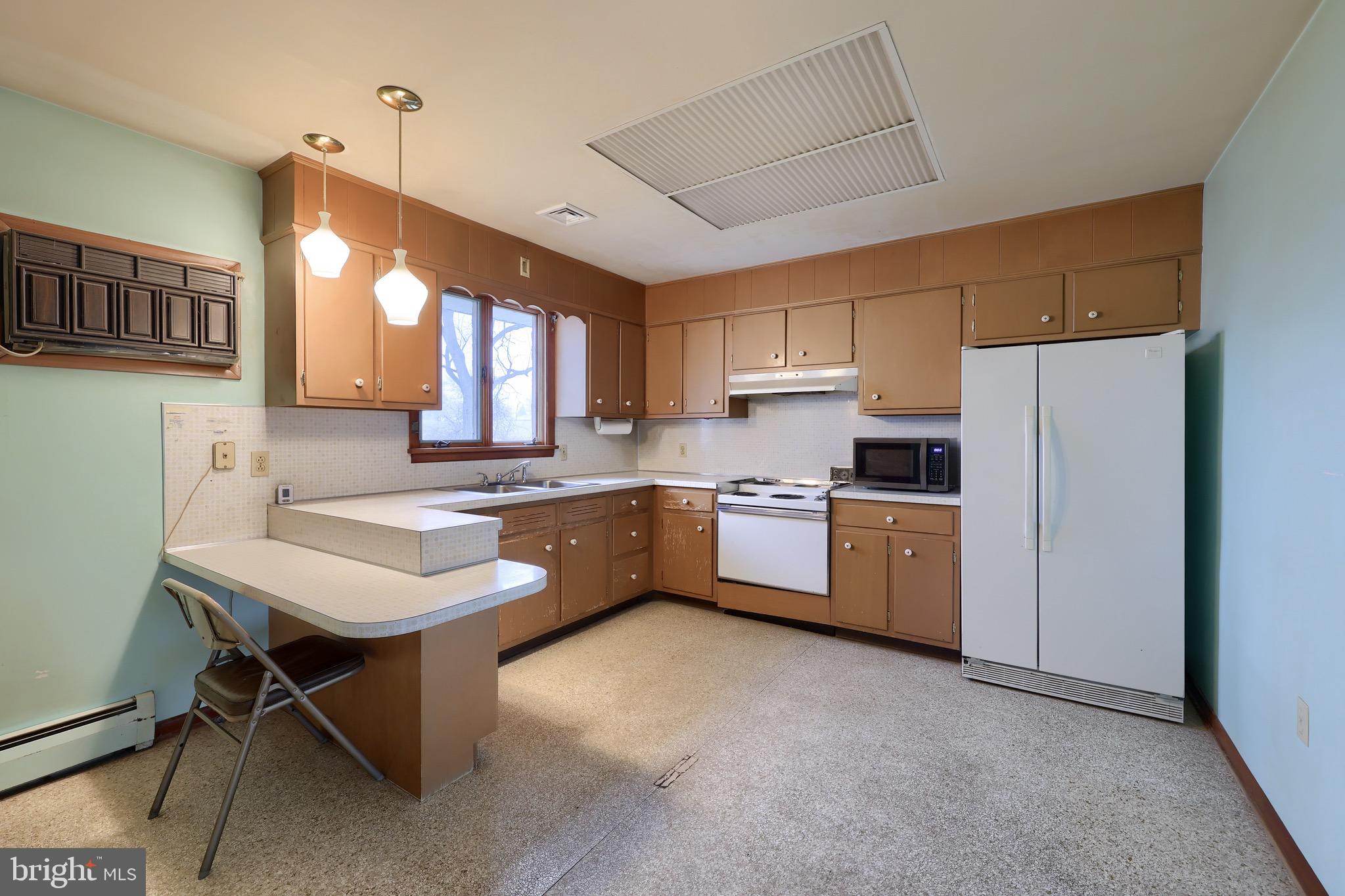 DERRY TOWNSHIP - Residential