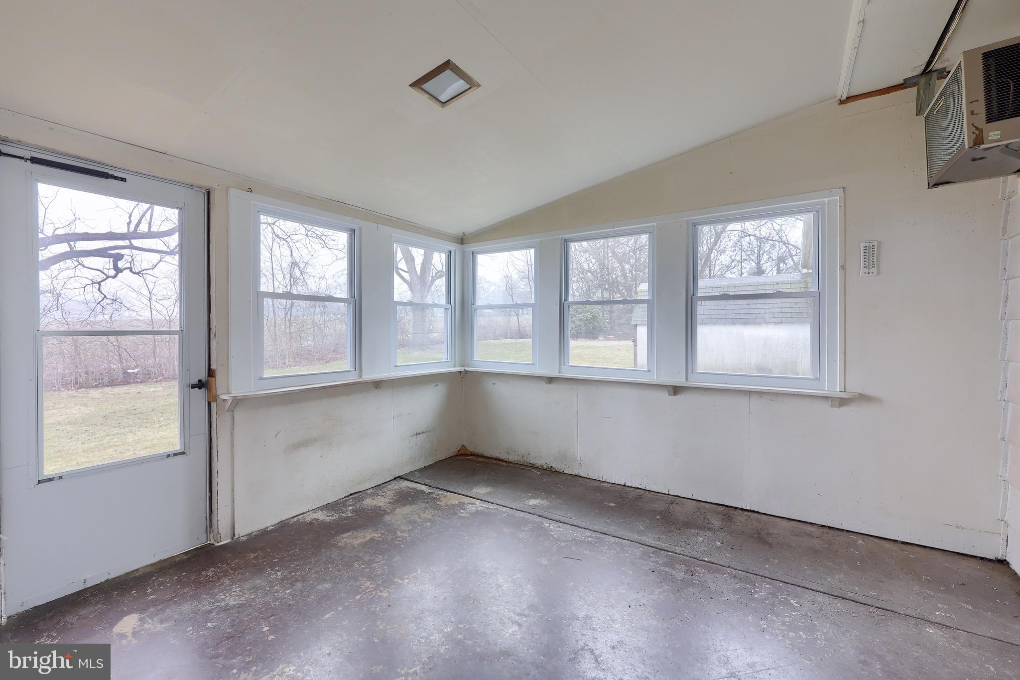 DERRY TOWNSHIP - Residential