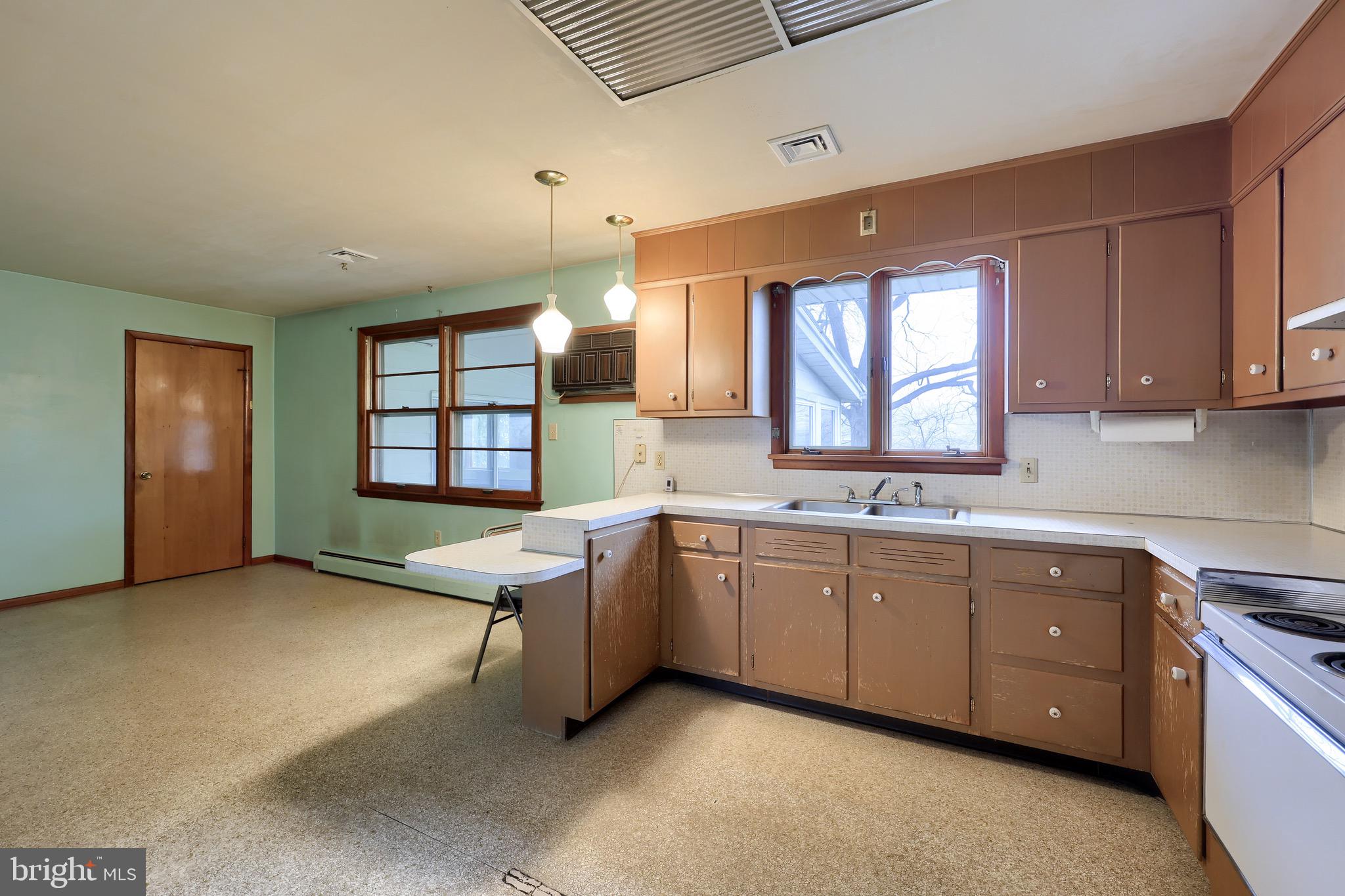 DERRY TOWNSHIP - Residential