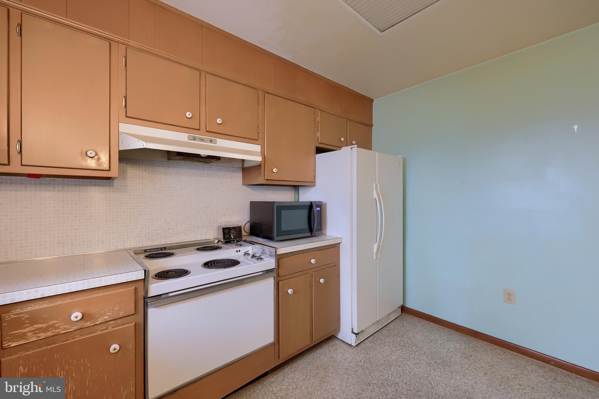 DERRY TOWNSHIP - Residential