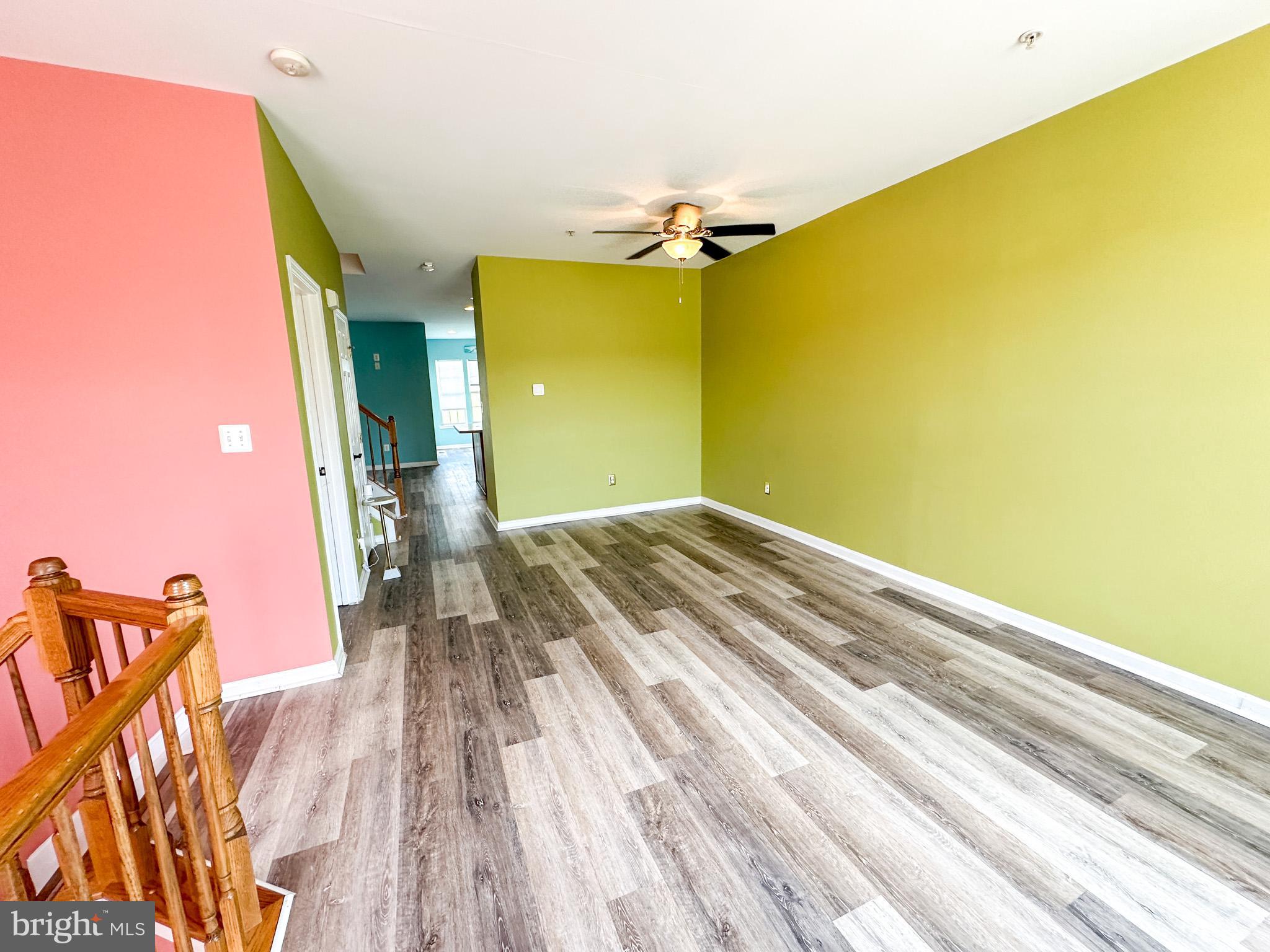 WESTBURY - Residential Lease