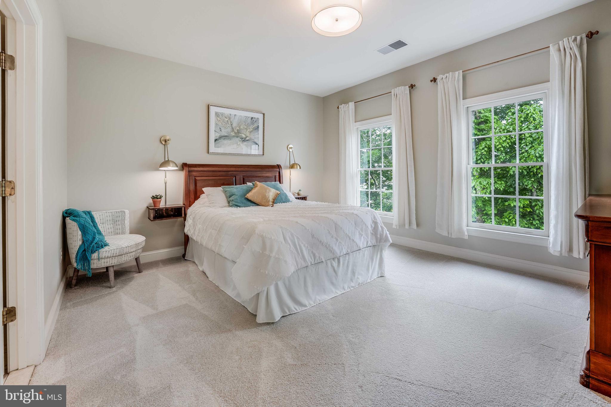 LANSDOWNE - Residential