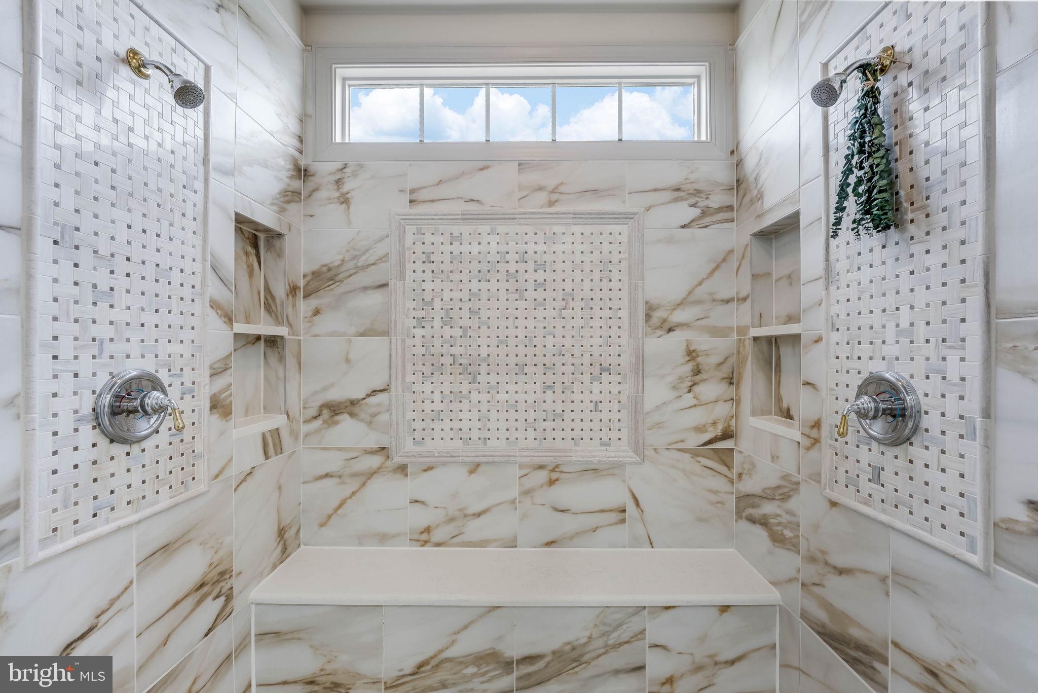 LANSDOWNE - Residential