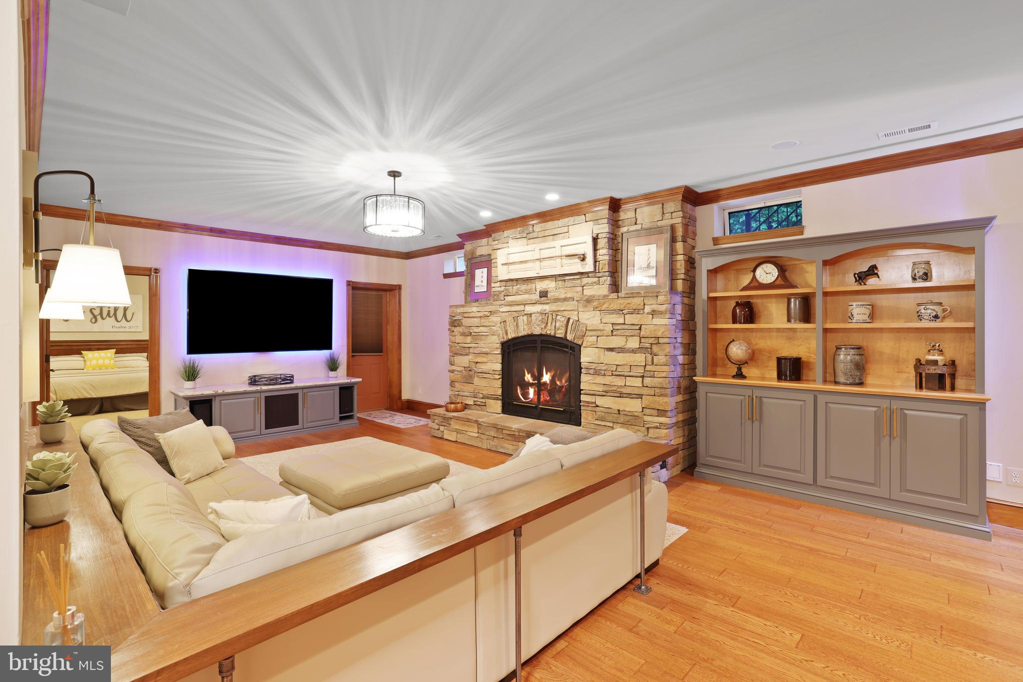 LANSDOWNE - Residential