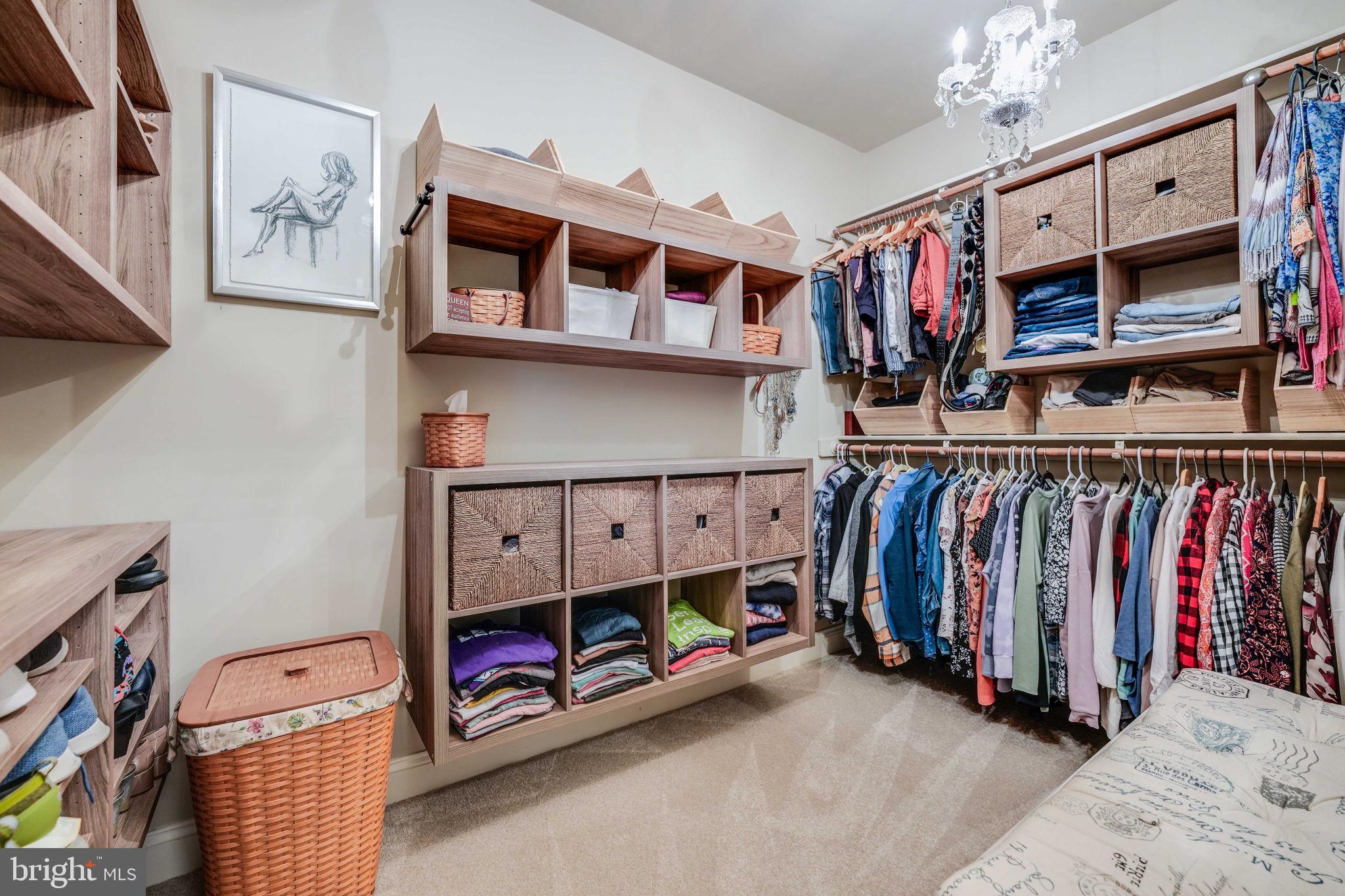 LANSDOWNE - Residential