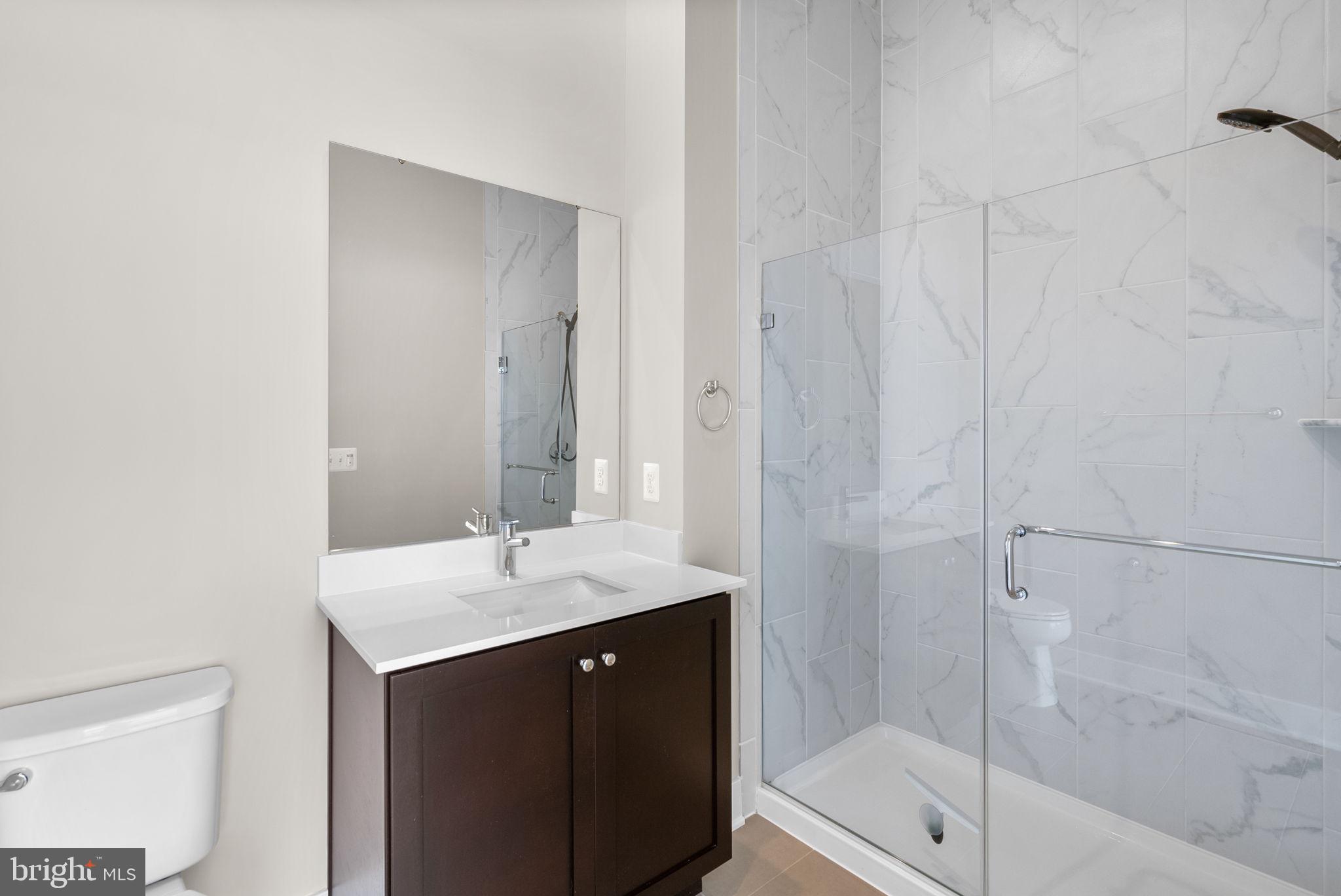 TOWER OAKS - Residential