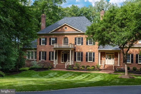 Homes For Sale - 8600 Cathedral Forest Drive<br/> FAIRFAX STATION, VA 22039