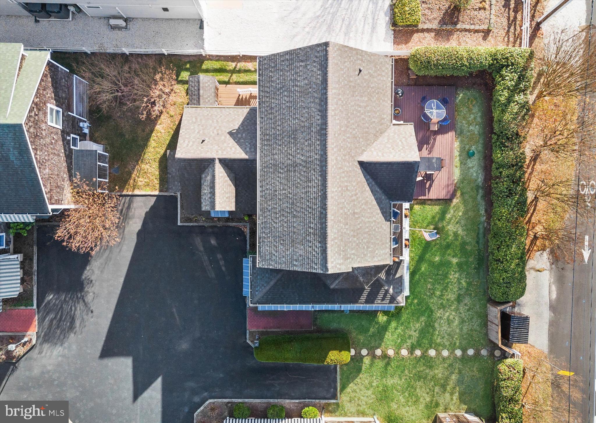 330 GARFIELD PARKWAY