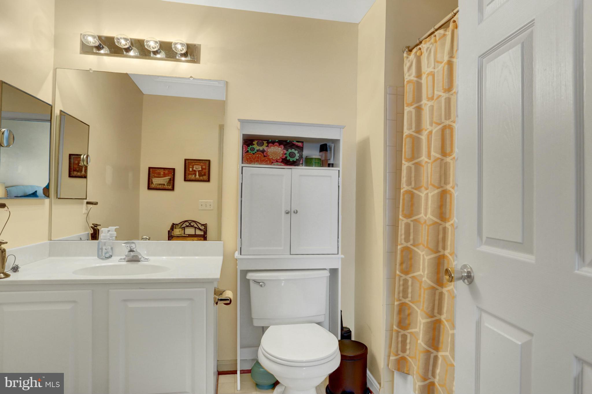 CLOVERLEAF COMMONS - Residential