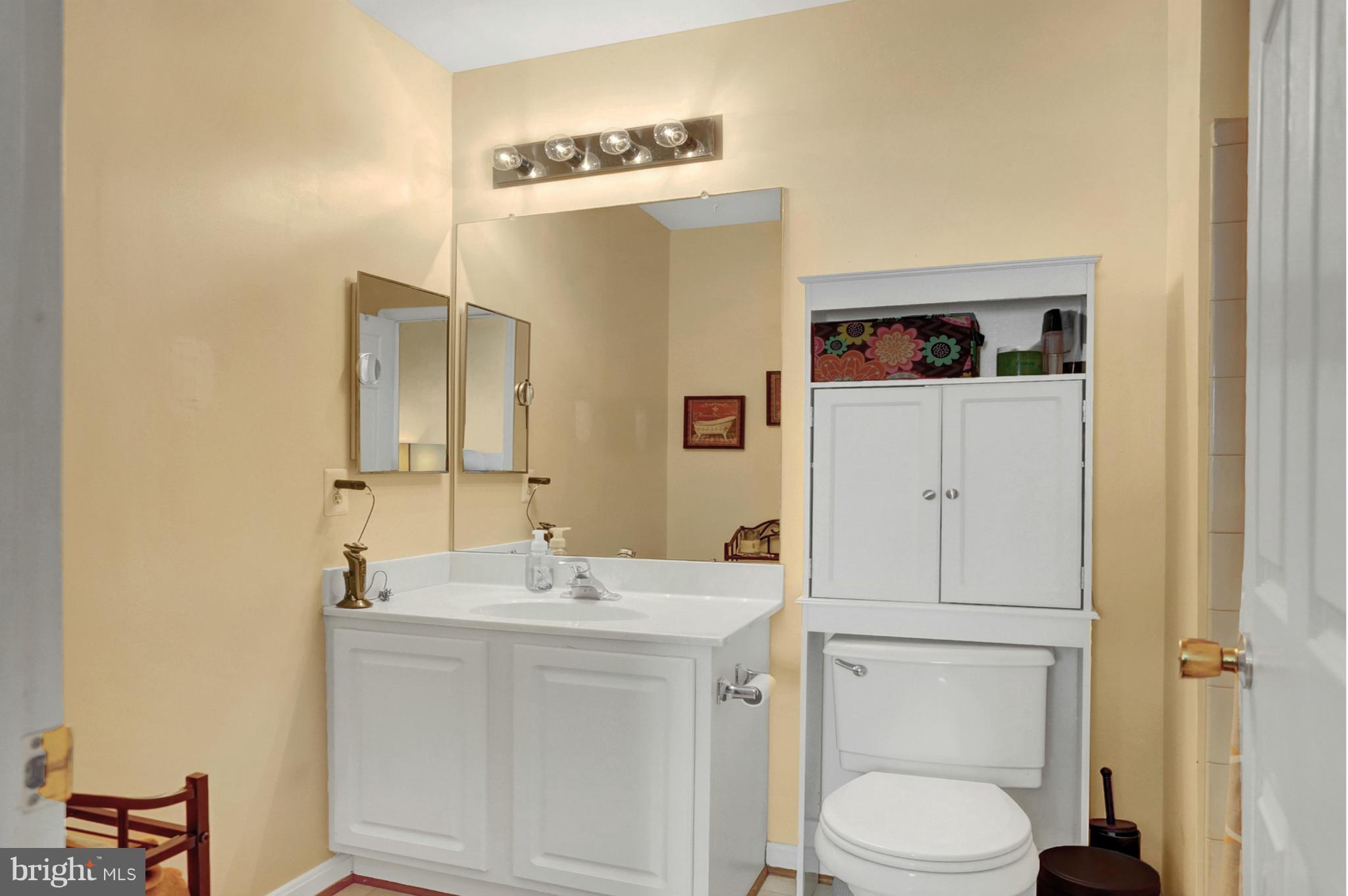 CLOVERLEAF COMMONS - Residential