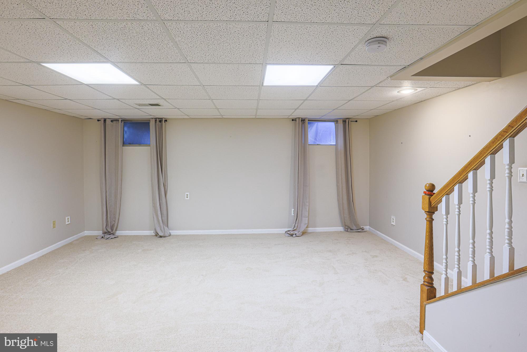 WHITE OAK - Residential