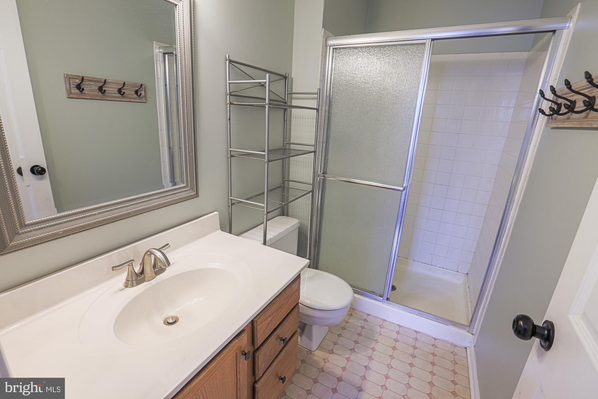 WHITE OAK - Residential