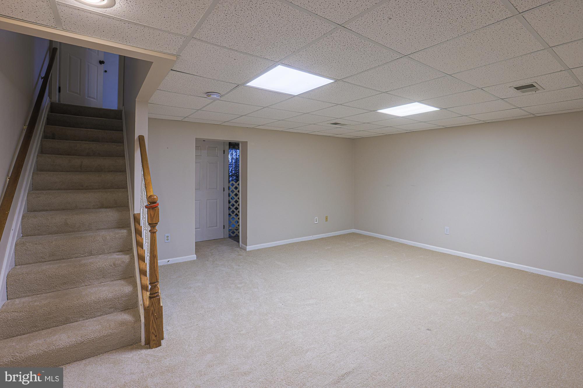 WHITE OAK - Residential