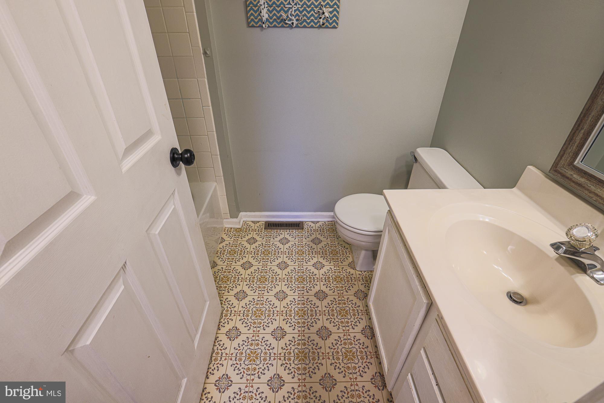 WHITE OAK - Residential