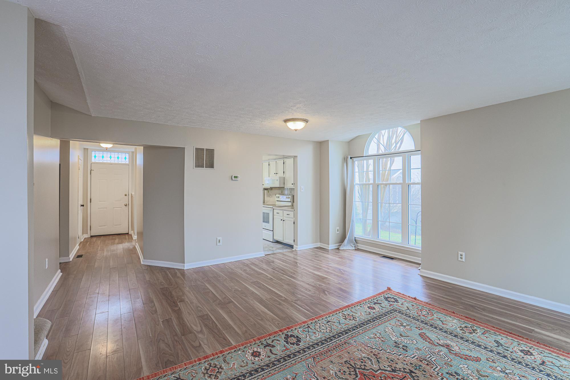 WHITE OAK - Residential