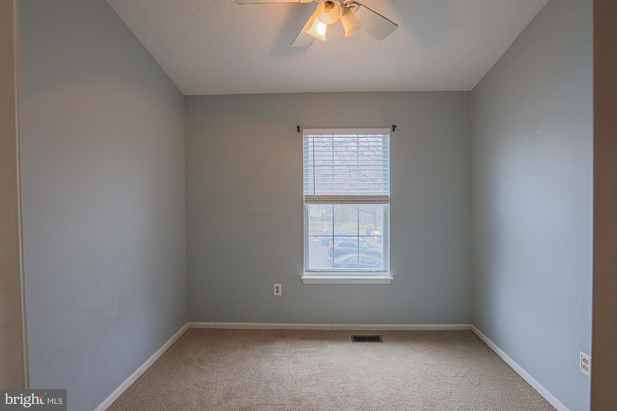 WHITE OAK - Residential