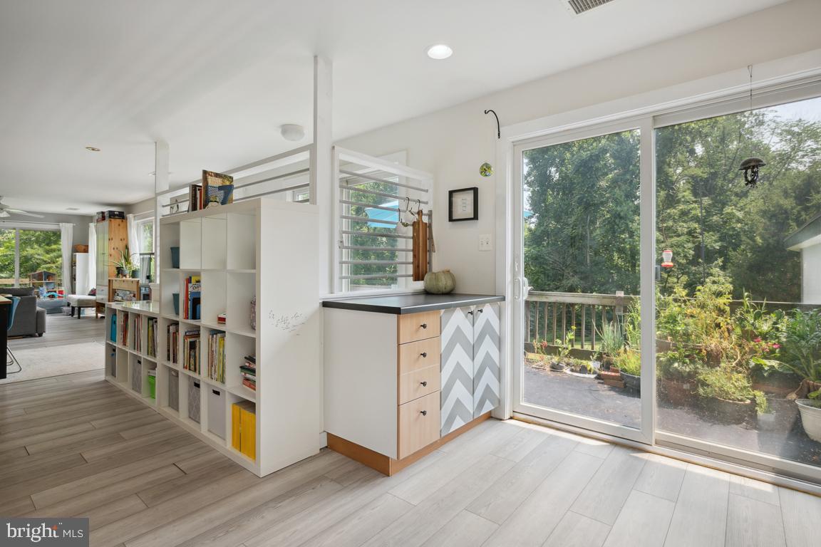 MOUNT PLEASANT EST - Residential