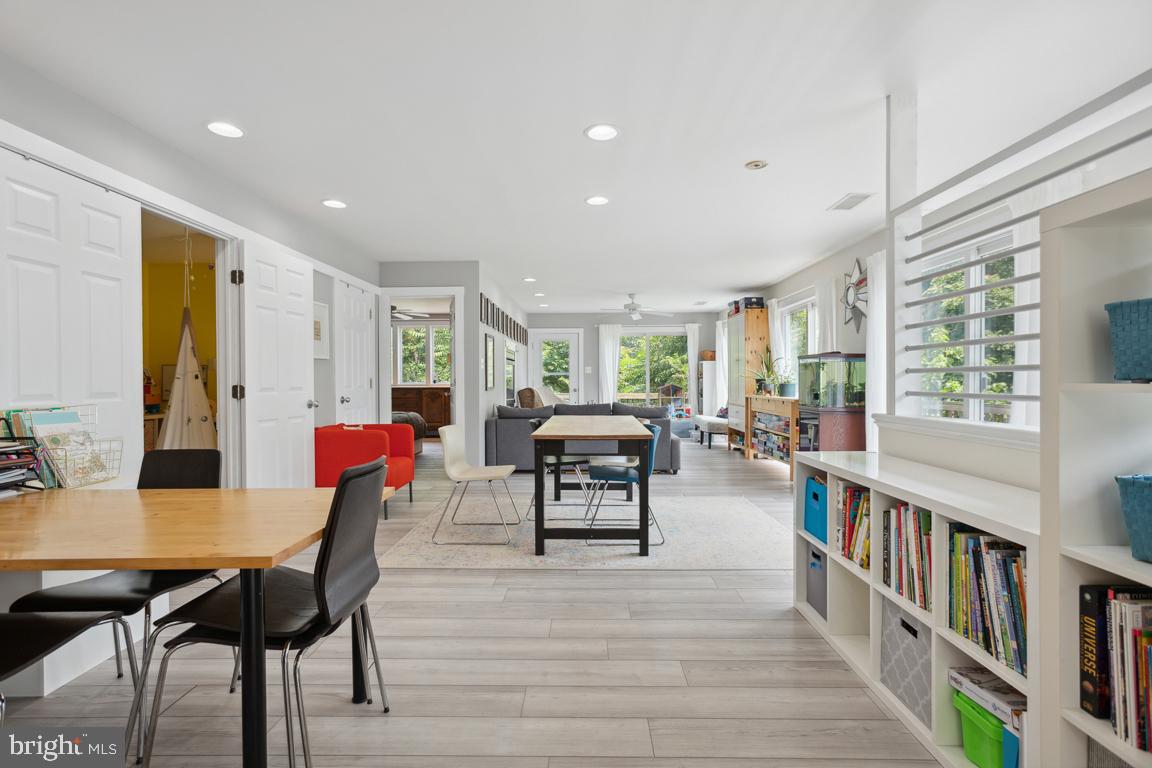 MOUNT PLEASANT EST - Residential