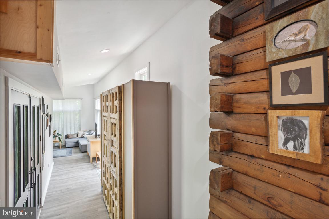 MOUNT PLEASANT EST - Residential