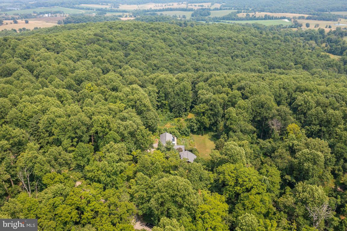 MOUNT PLEASANT EST - Residential