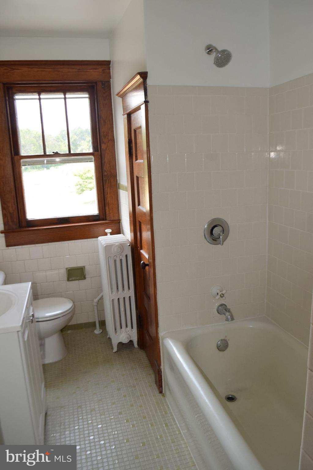 ROSEDALE - Residential Lease