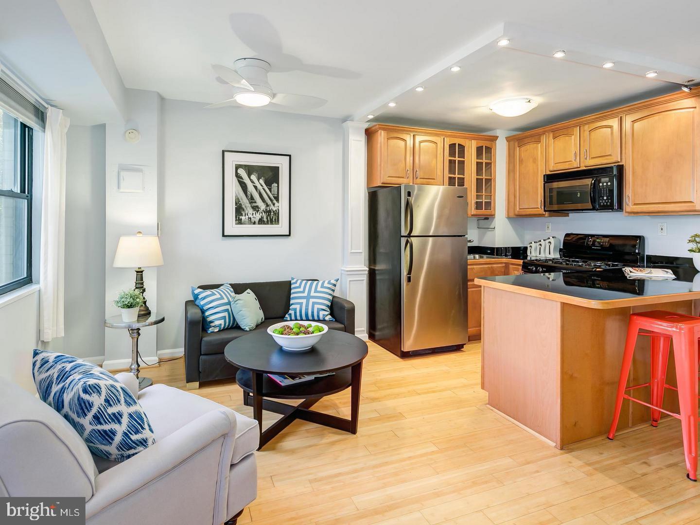 1801 CLYDESDALE PLACE NW 211