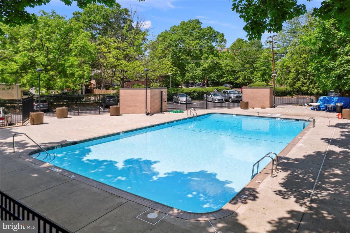 THE CHATHAM - Residential