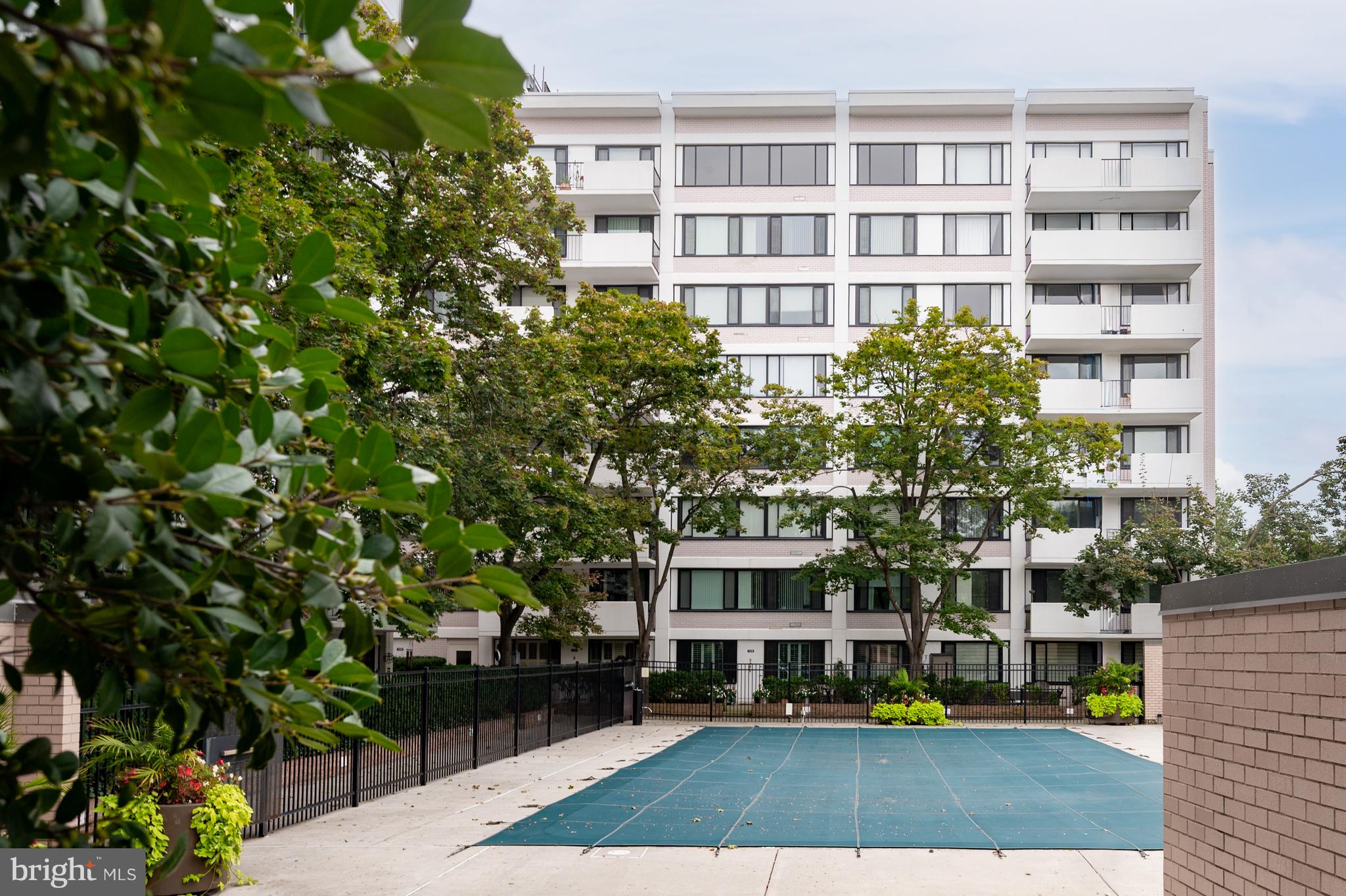 THE CHATHAM - Residential