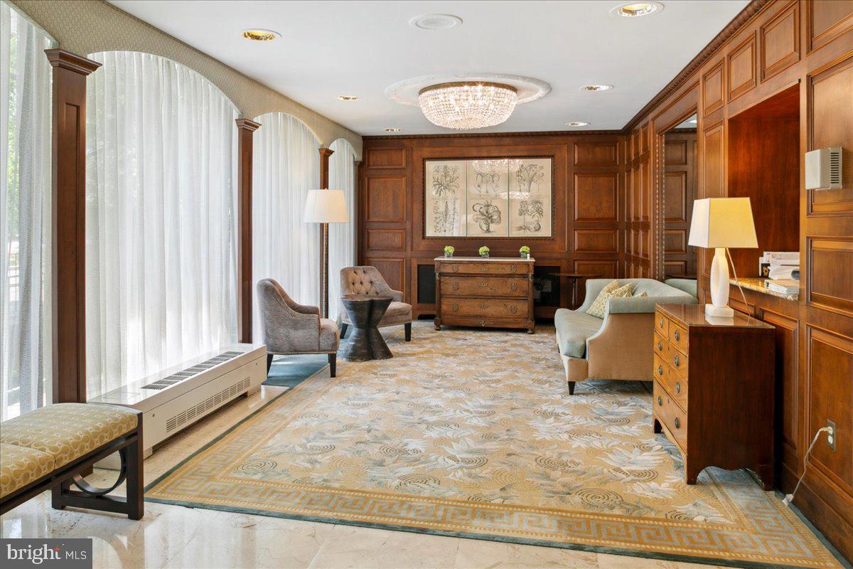 THE CHATHAM - Residential