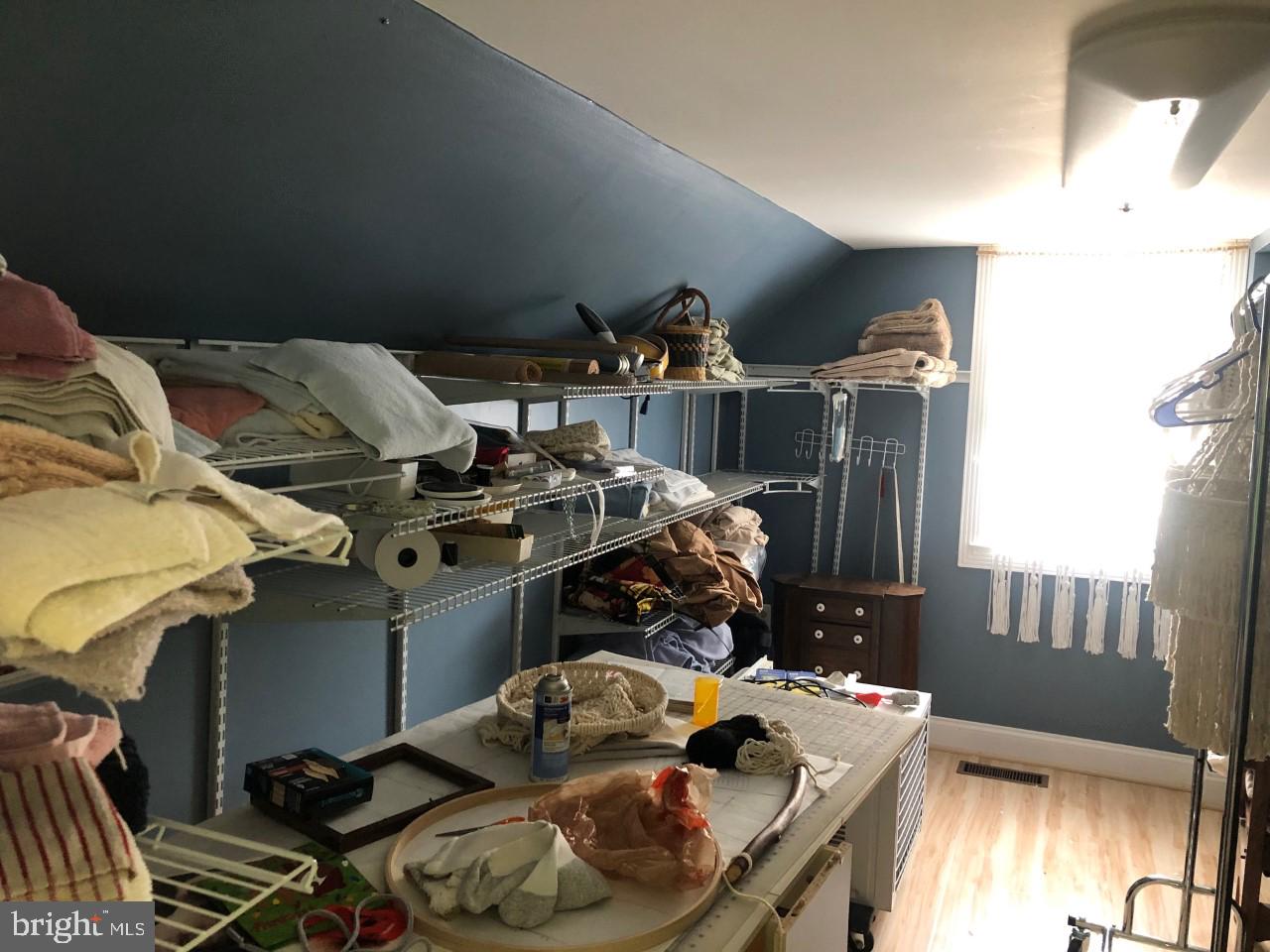 DALE CITY - Residential