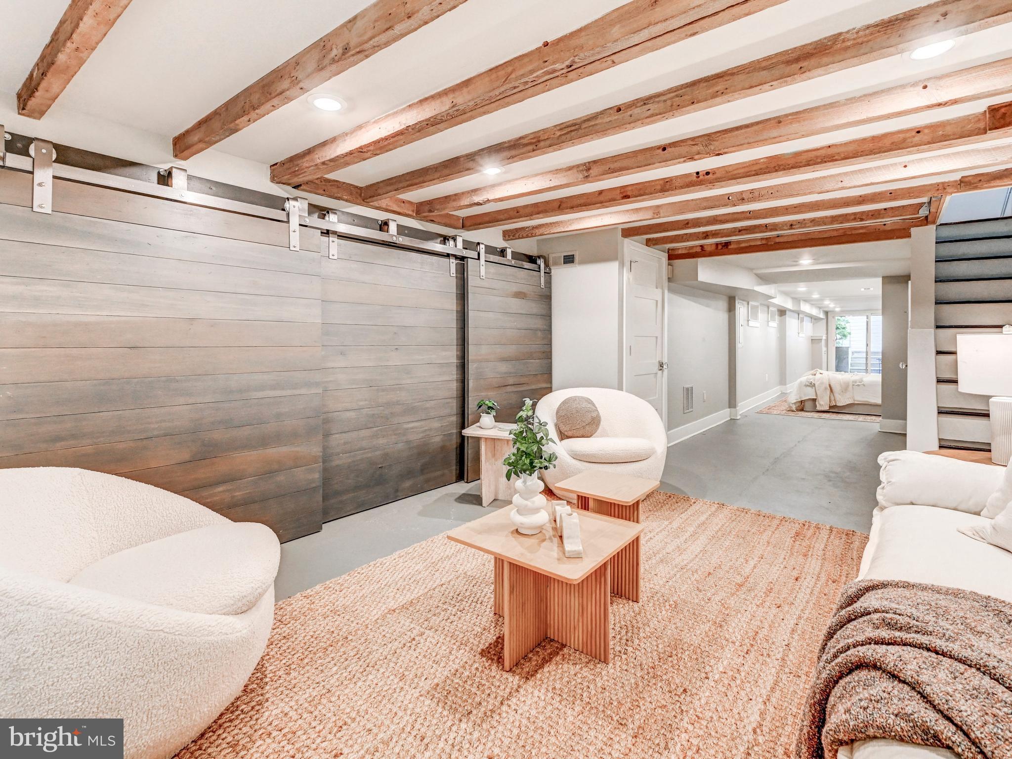 BUTCHERS HILL - Residential