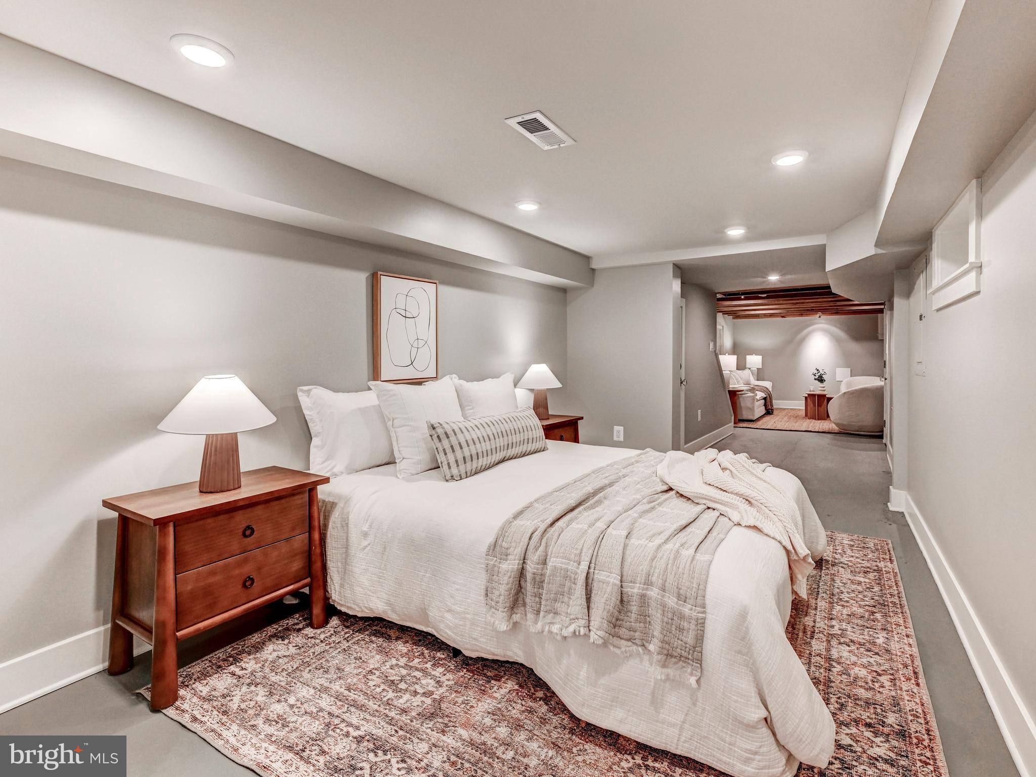 BUTCHERS HILL - Residential