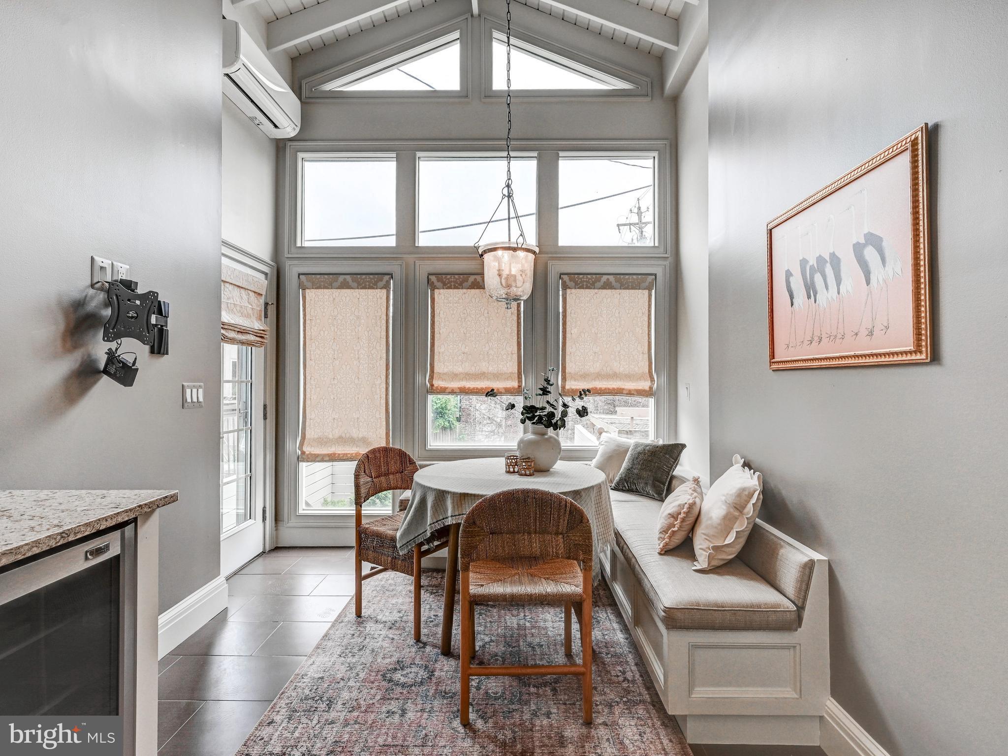 BUTCHERS HILL - Residential
