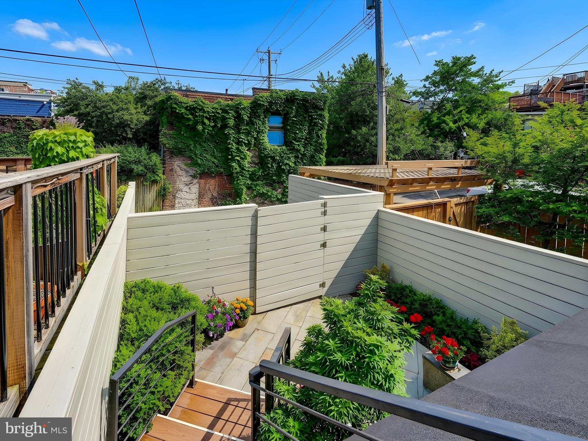 BUTCHERS HILL - Residential