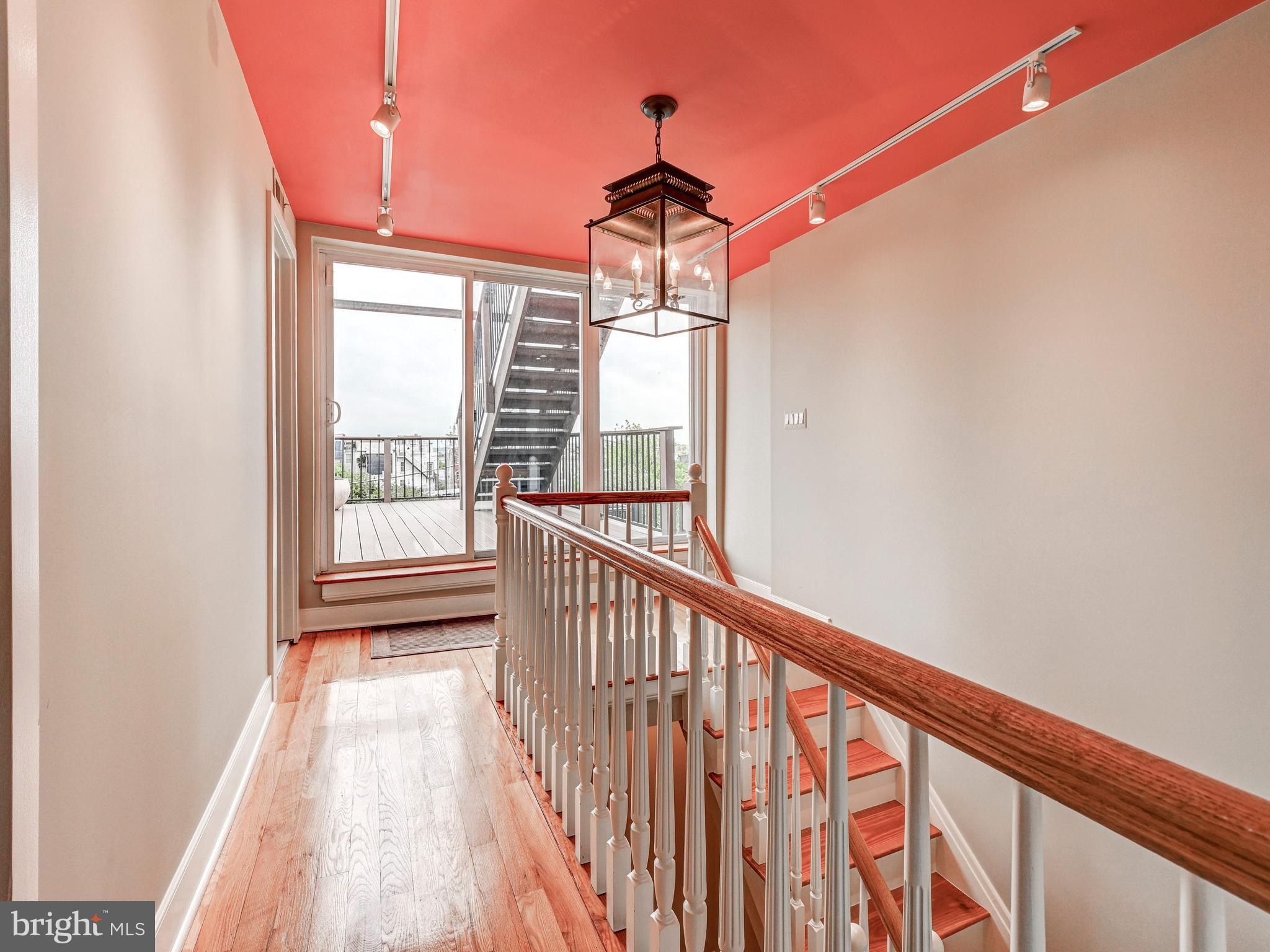 BUTCHERS HILL - Residential