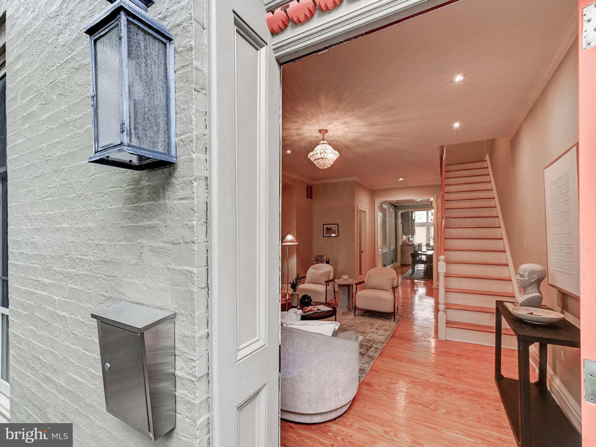 BUTCHERS HILL - Residential