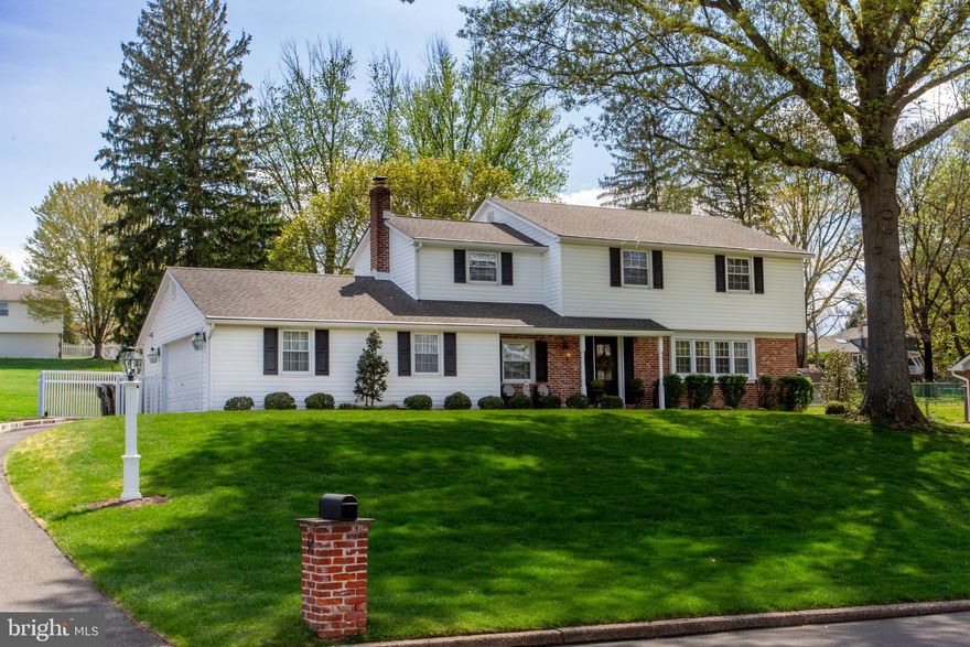 Welcome to 98 Heron Rd, a beautifully maintained detached Colonial in the heart of Southampton offering timeless charm and exceptional space inside and out. From the moment you arrive, the home’s manicured exterior and inviting curb appeal set the tone. A spacious 4–6 car driveway, covered front patio, and expansive wraparound front yard create a warm and welcoming first impression. Inside, you’ll find original hardwood flooring and a sun-filled formal living room that flows seamlessly into a formal dining room—perfect for entertaining. Sliding doors lead directly to the rear patio and backyard, enhancing indoor-outdoor living. The open-concept kitchen features stainless steel appliances, including a gas range, dishwasher, and refrigerator, along with a butcher block island, breakfast bar seating, ample cabinetry, and a window overlooking the beautifully landscaped yard. The adjacent family room offers a cozy retreat with a charming brick wood-burning fireplace and a convenient half bath for guests. A practical mudroom on the first floor includes a washer, dryer, and an additional refrigerator. Upstairs, the second level offers four generously sized bedrooms with hardwood floors, ample closet space, and an updated tiled hall bath. The primary suite includes its own full bathroom with a stall shower and sliding glass doors. The unfinished basement provides endless potential, featuring a second brick fireplace and plenty of space to create a rec room, gym, or additional living area tailored to your needs. Completing the home is an oversized garage ideal for a workshop or extra storage. The fully fenced backyard is truly expansive, featuring a gazebo, patio, and plenty of room for entertaining, recreation, or relaxation.This exceptional property offers space, comfort, and versatility—don’t miss the opportunity to make it your own. Showings by appointment only.