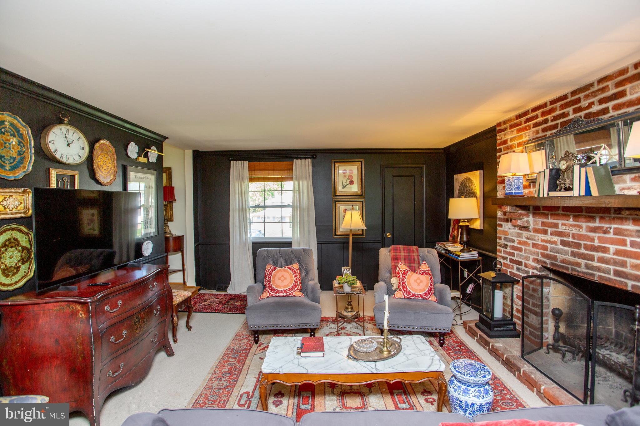 HILLCRESTSHIRE - Residential