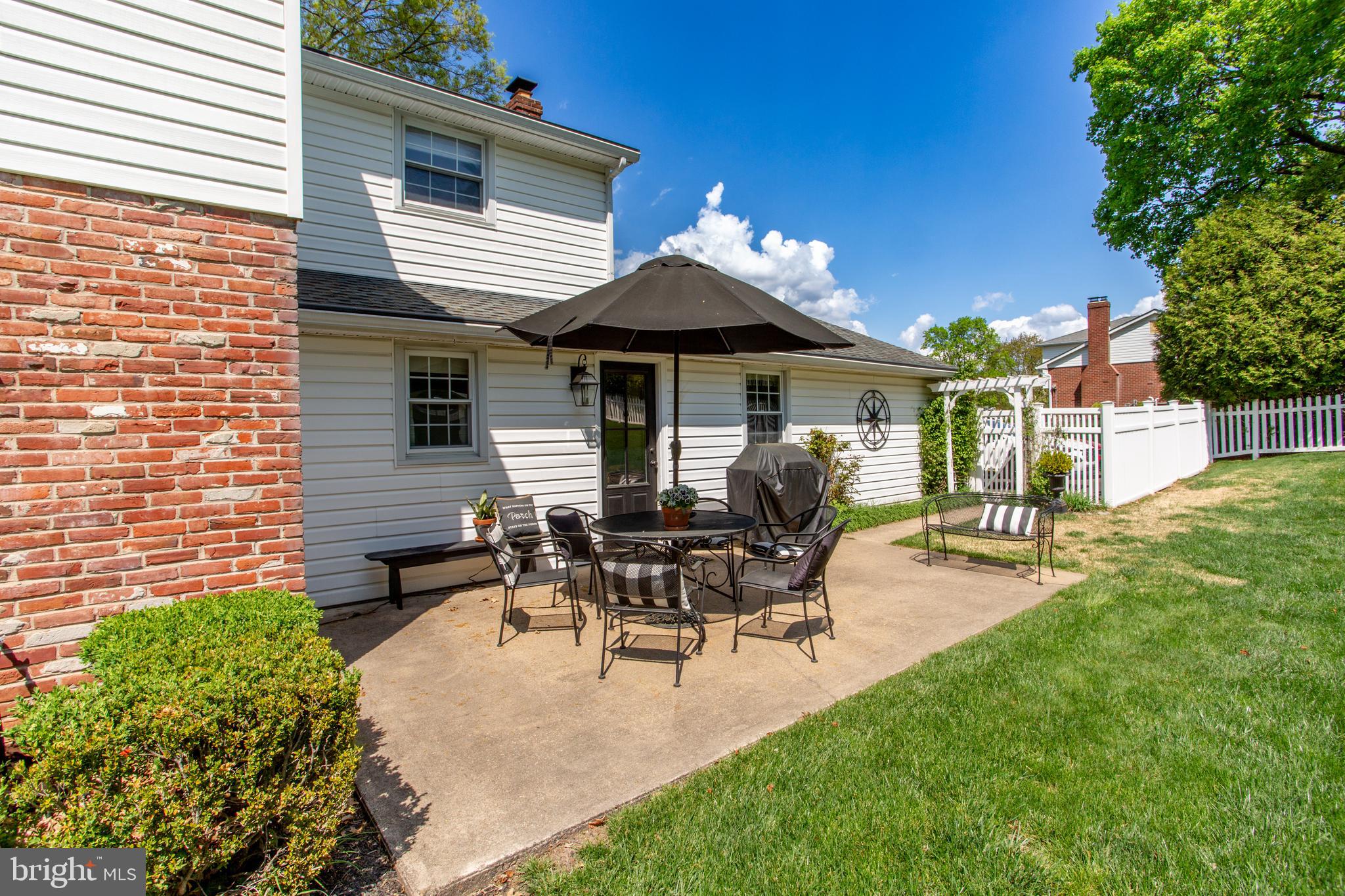 HILLCRESTSHIRE - Residential