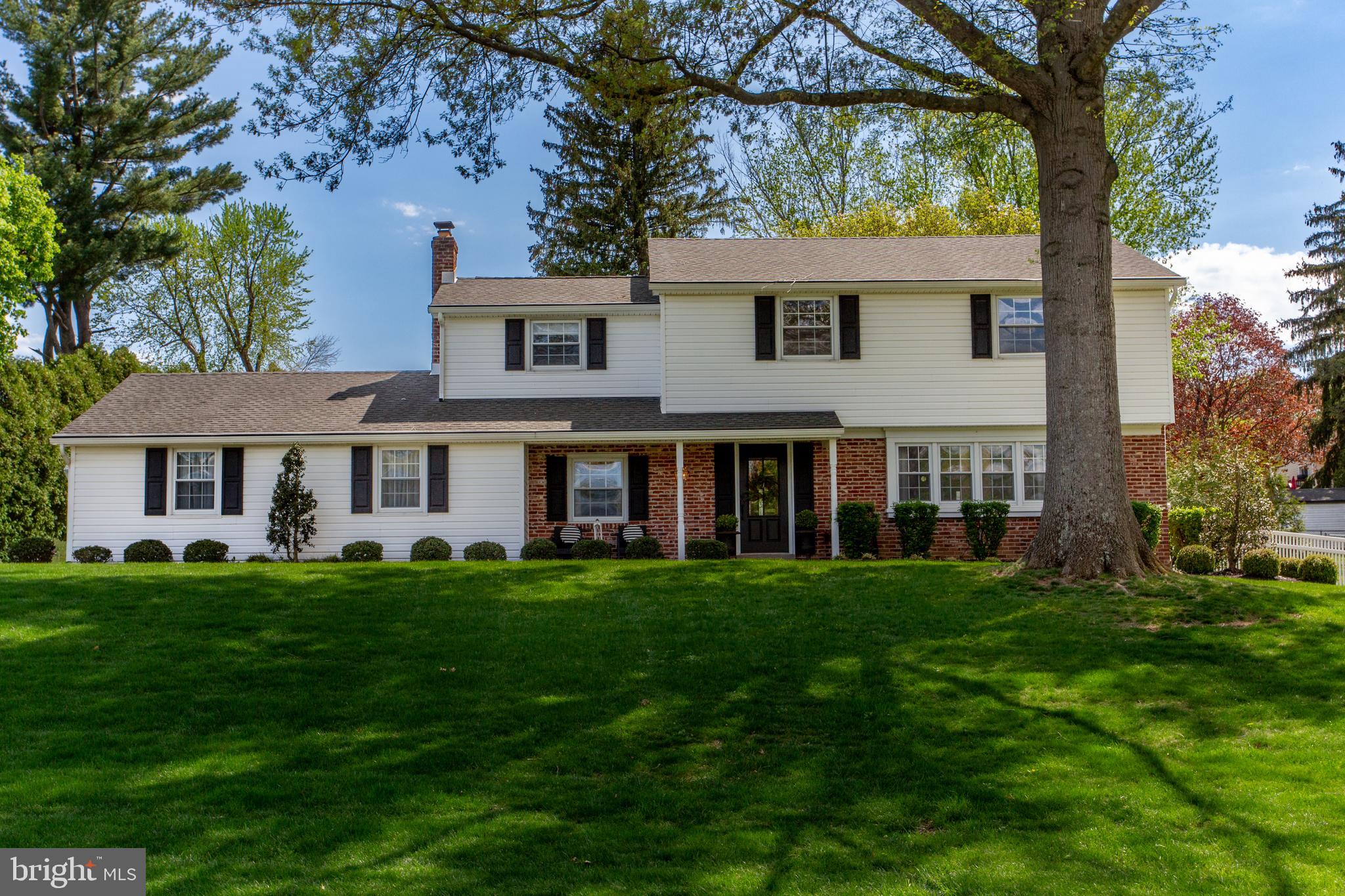 HILLCRESTSHIRE - Residential