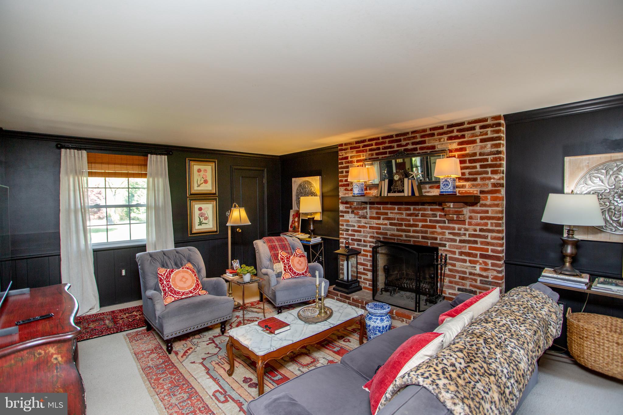 HILLCRESTSHIRE - Residential