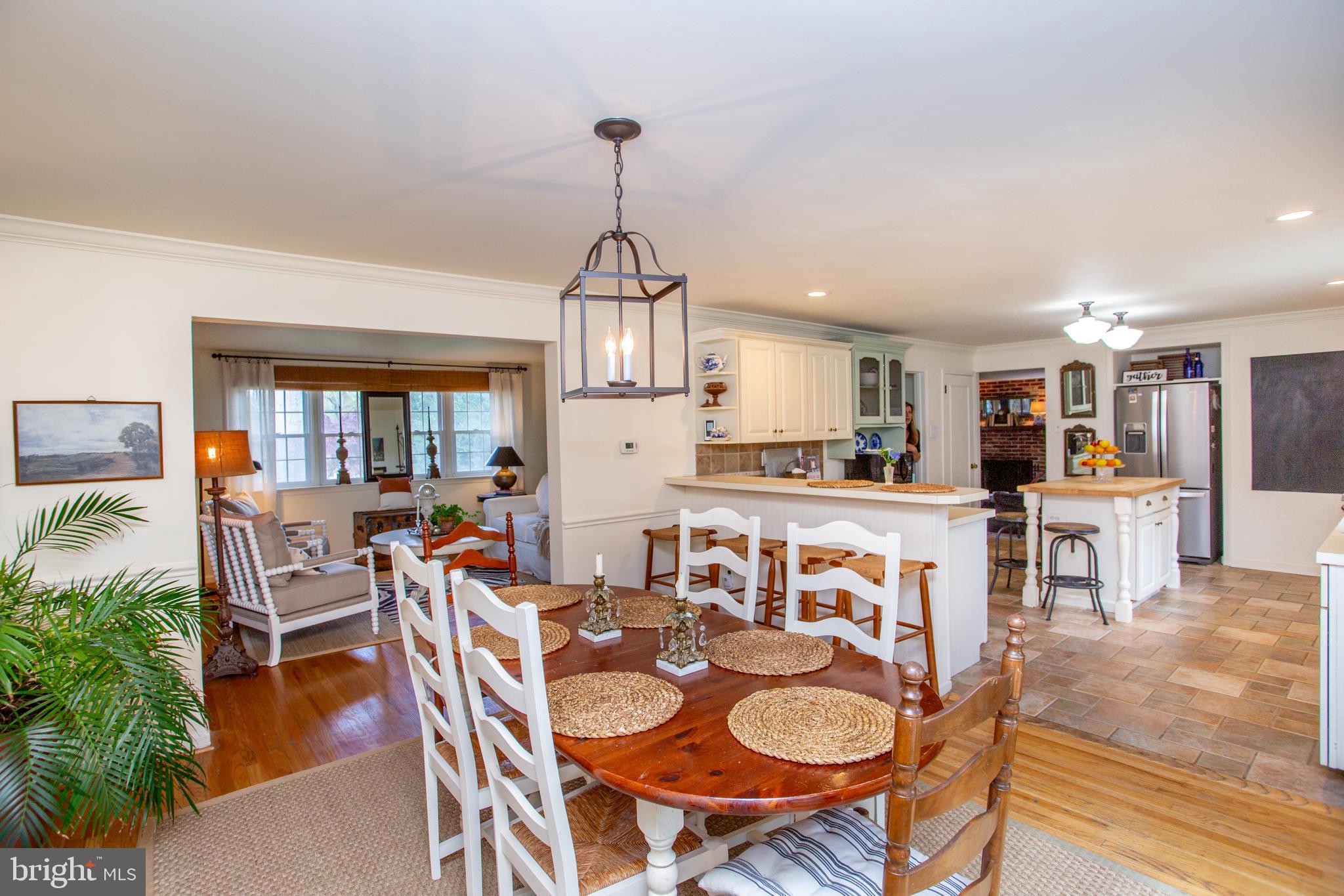 HILLCRESTSHIRE - Residential