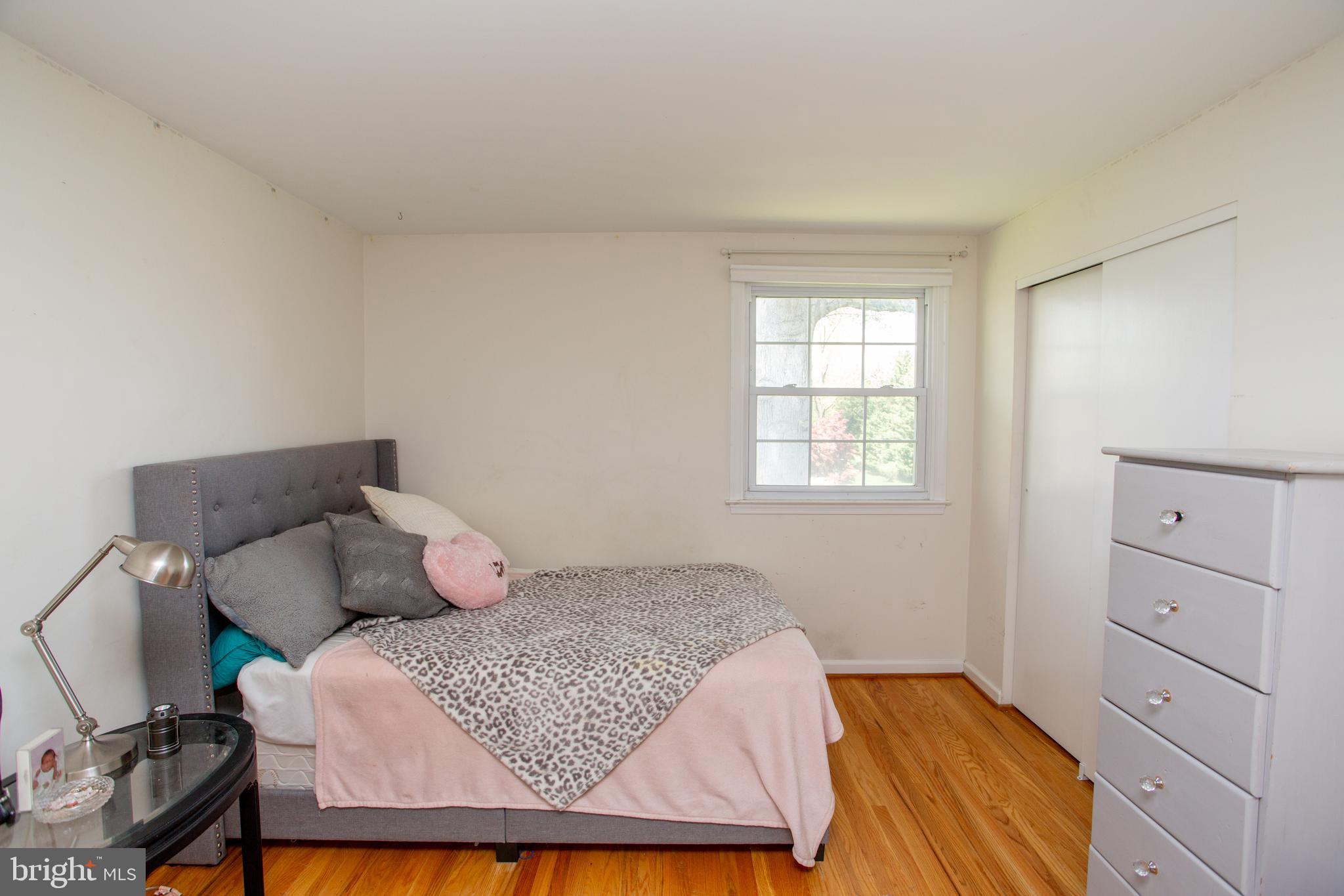 HILLCRESTSHIRE - Residential