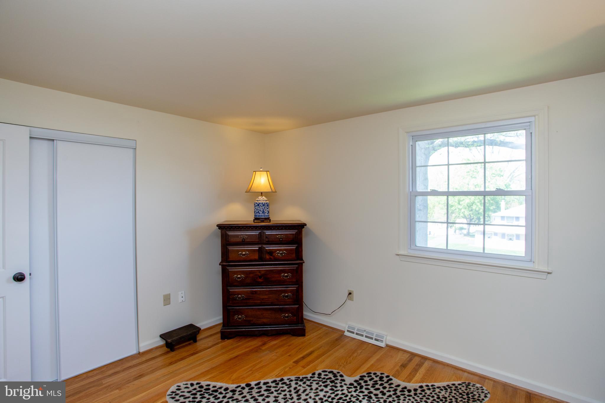 HILLCRESTSHIRE - Residential