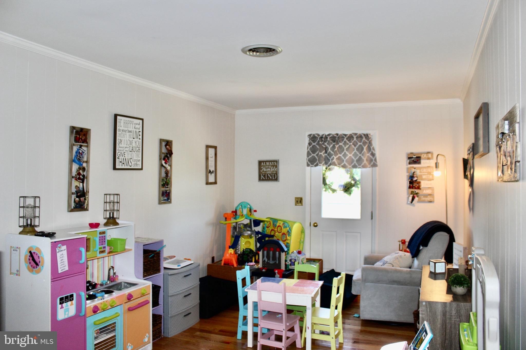 MILLINGTON - Residential