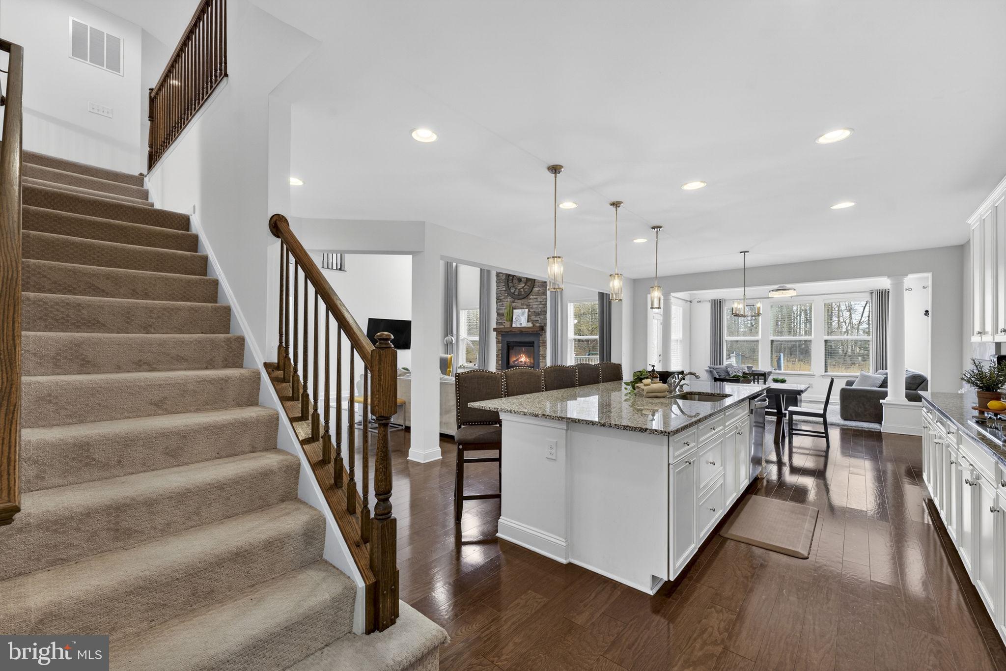 ROCKBRIDGE - Residential