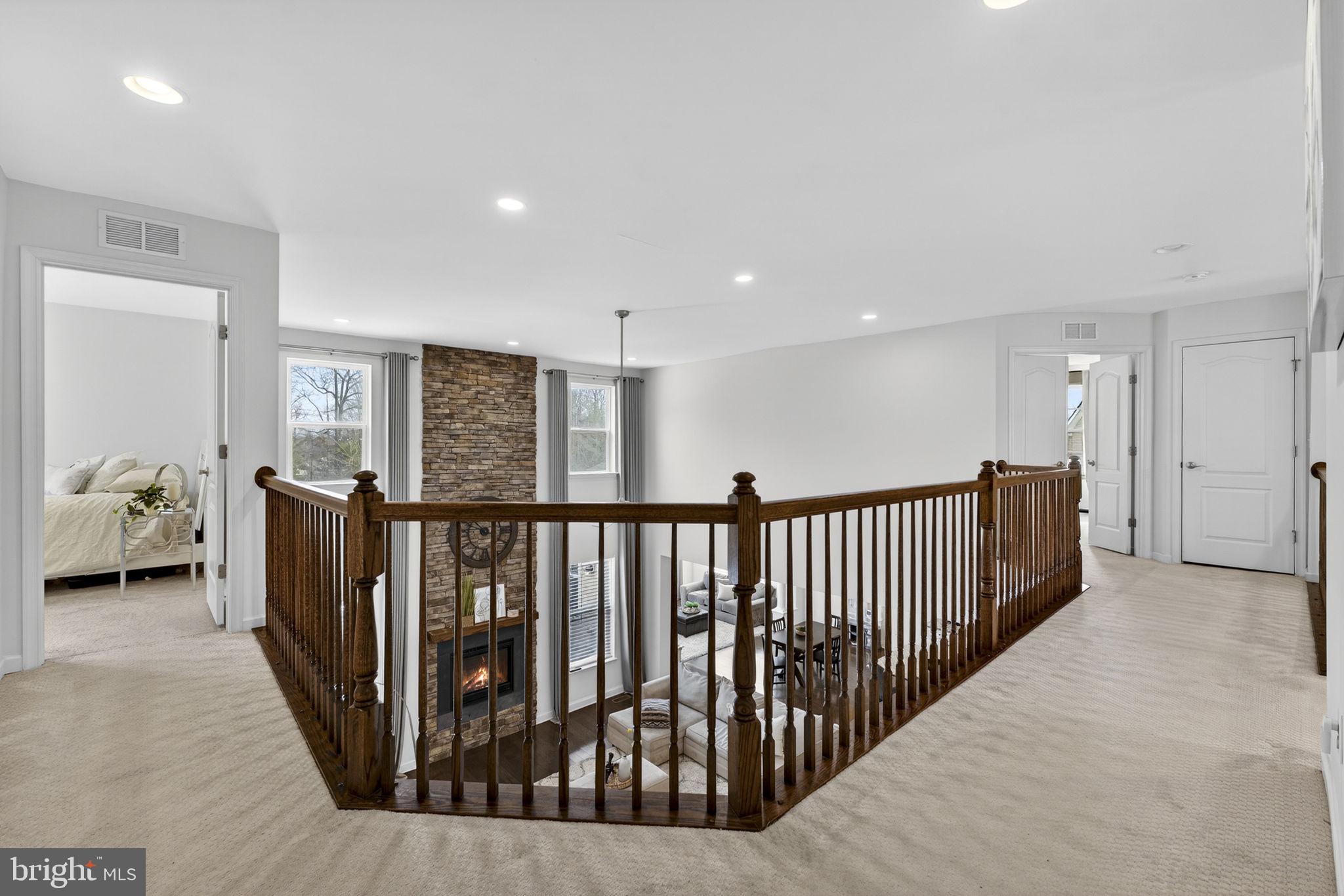 ROCKBRIDGE - Residential