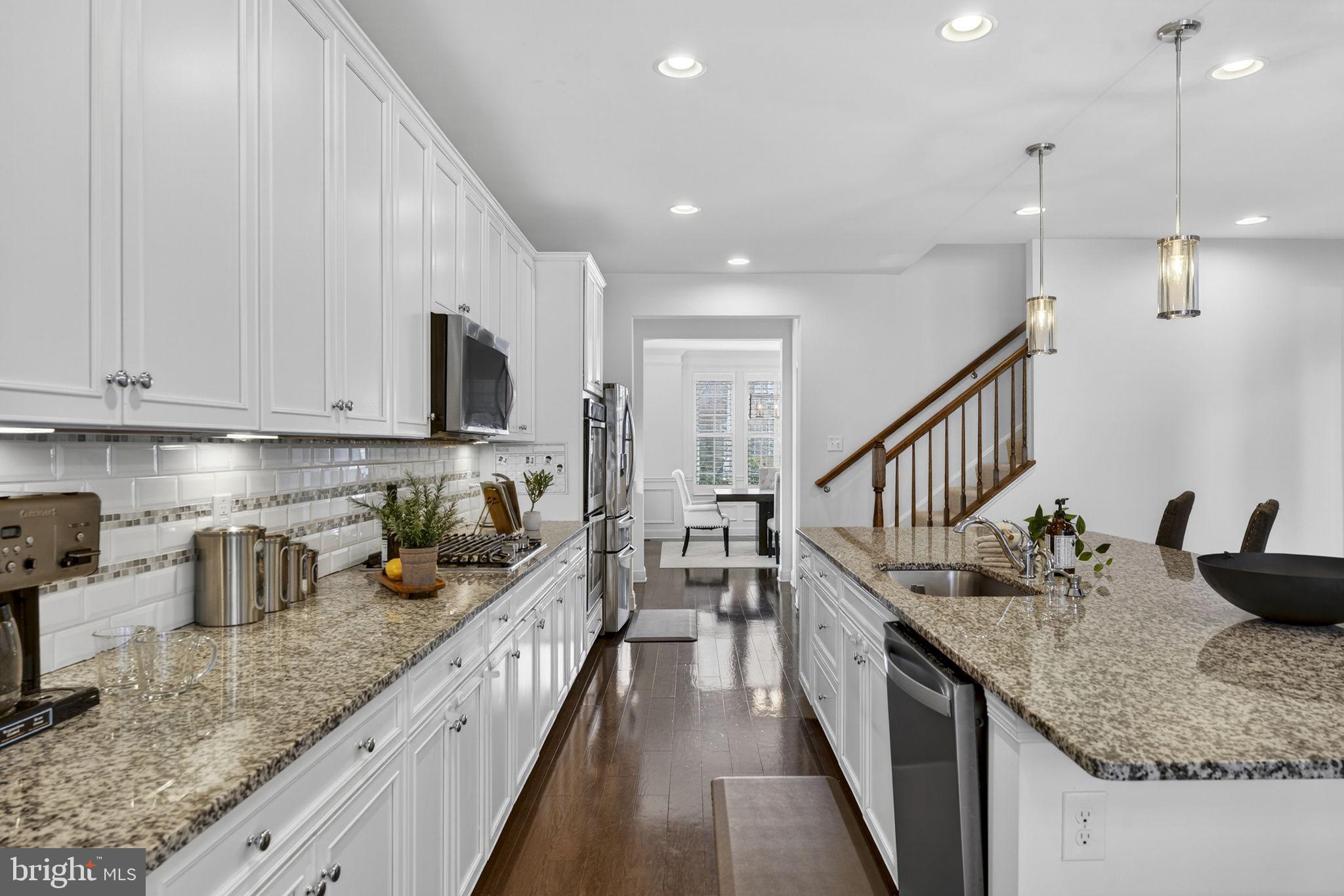 ROCKBRIDGE - Residential