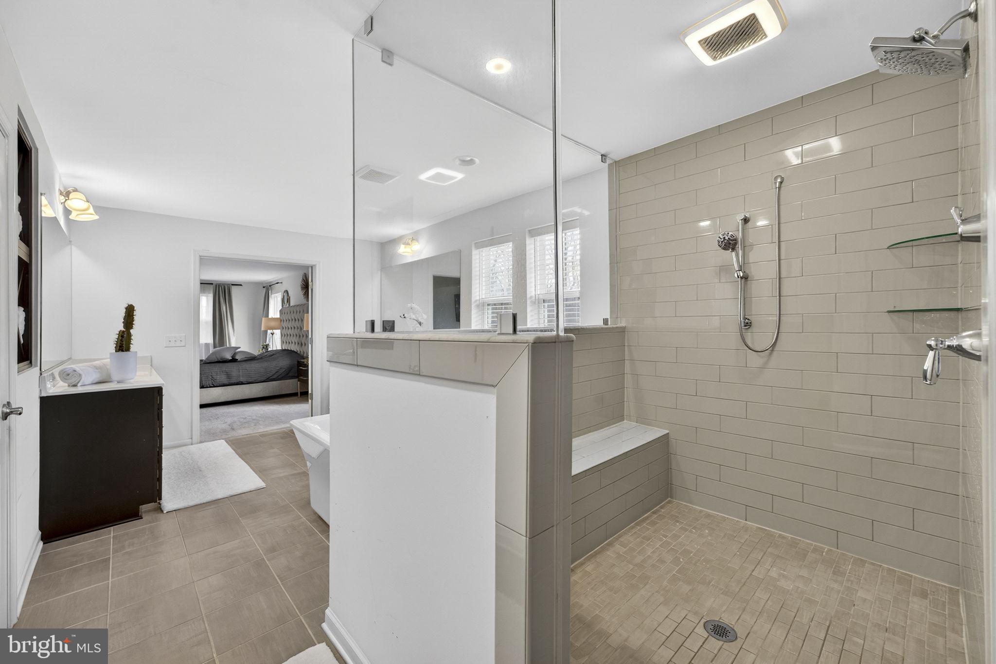 ROCKBRIDGE - Residential